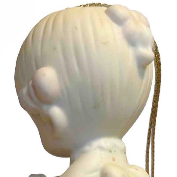Vintage 1984 Precious Moments Love Is Kind Ceramic Ornament Girl Gift Enesco - Picture 11 of 11